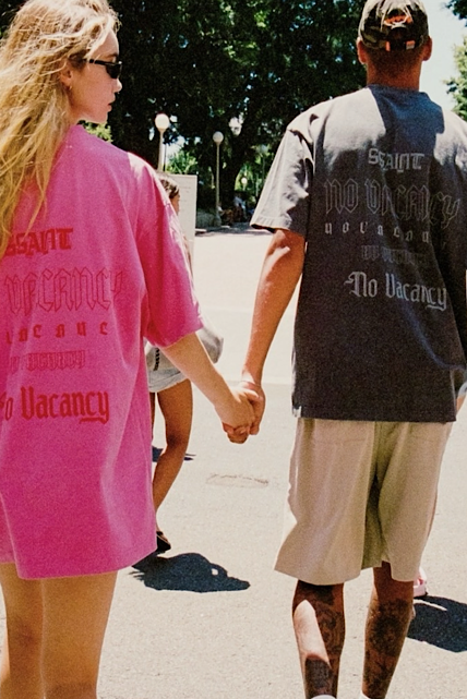 SSAINT No Vacancy Tee - Charcoal Acid Wash