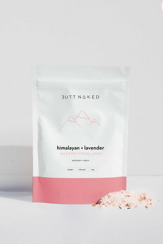 Sweet Dewberry & Clove Soy Candle