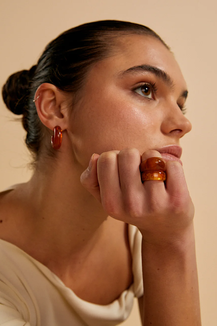 The Resin Chunky Ring - Cream